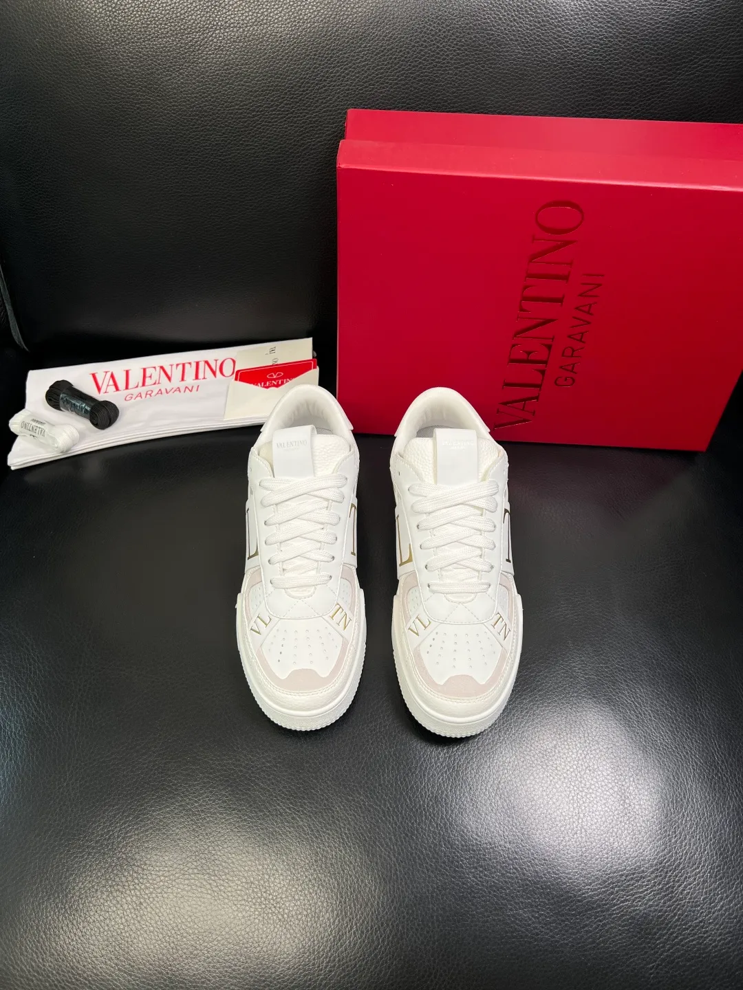 Men's shoes 💰660 VALENTINO High quality top craftsmanship Valentino, sports sneakers counter synchronization, uppers imported from Italy, high-quality splicing colorful complex crafts, imported cowhide lining soft and comfortable, soles: original soles specially provided by the original factory, T men's shoes 💰U exclusive movable molded soles super comfortable, original factory and single goods, welcome to compare, couple size 39-44 (customized 45)
